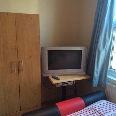 Nite Inn Bed & Breakfast Лидс Экстерьер фото